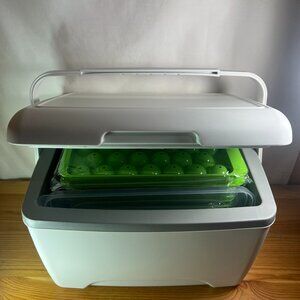 Aibirui Hard Cooler 8qt and Ice Cube Tray with Lid and Bin,Making 198 pcs ICES,I